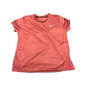 Nike workout top